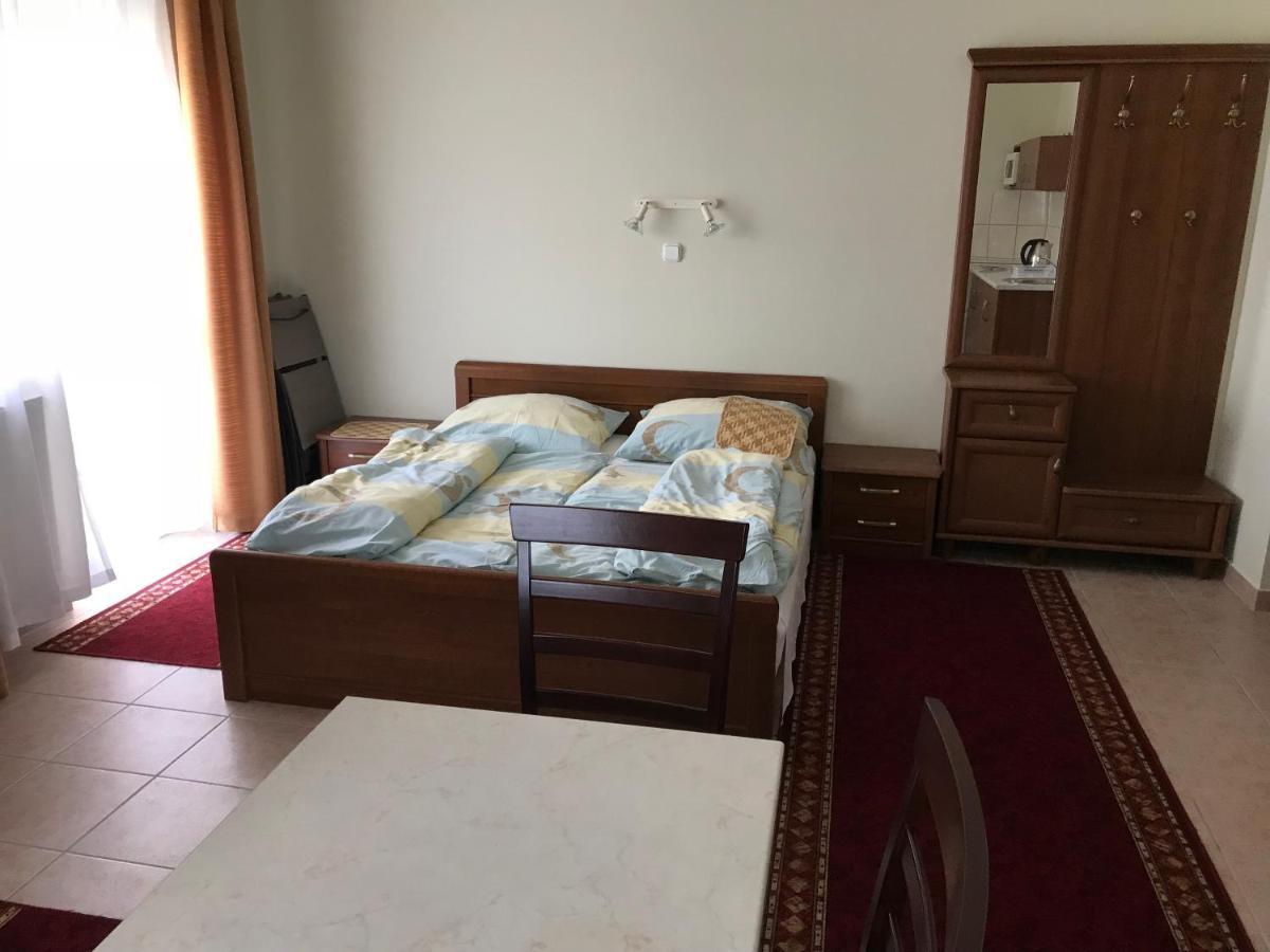 Bed and Breakfast Izabella Panzio Hajdúszoboszló Zewnętrze zdjęcie