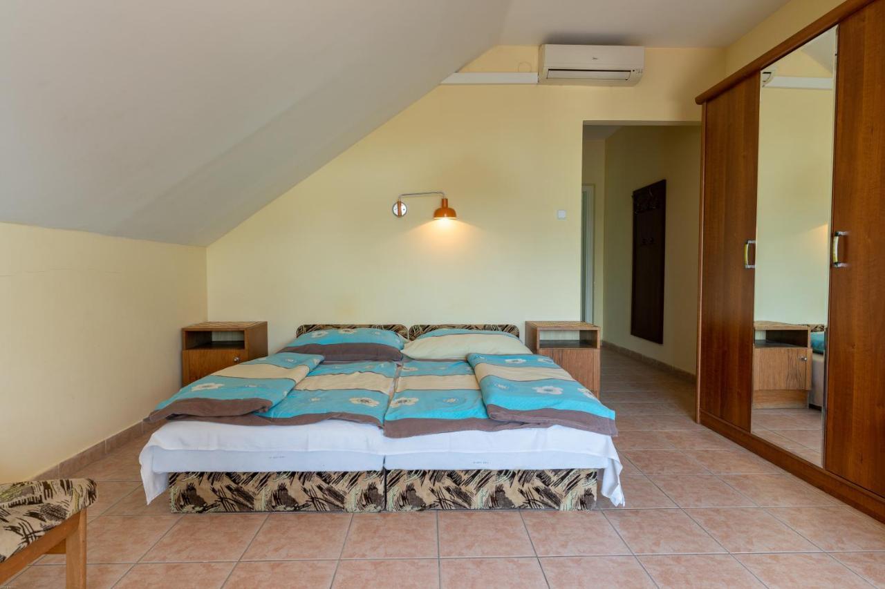 Bed and Breakfast Izabella Panzio Hajdúszoboszló Zewnętrze zdjęcie