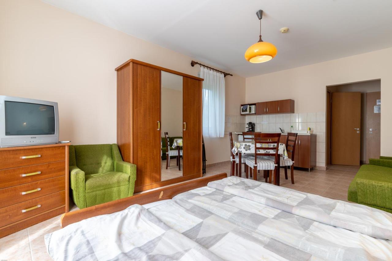 Bed and Breakfast Izabella Panzio Hajdúszoboszló Zewnętrze zdjęcie
